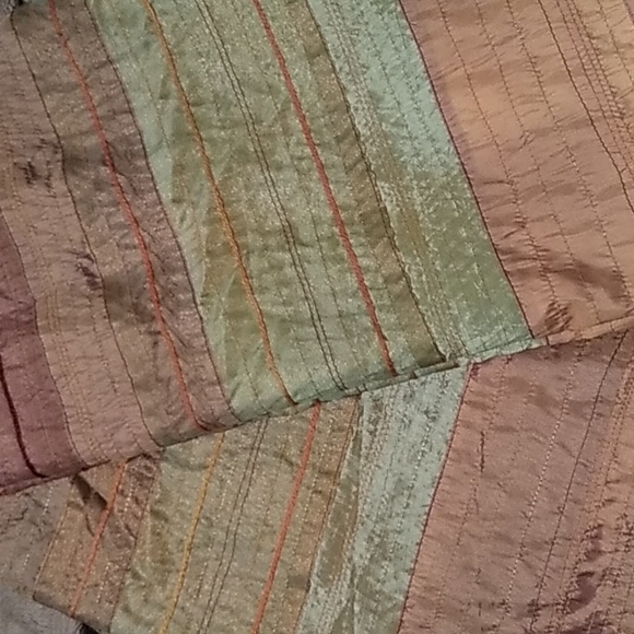 2 window valence set - Picture 3 of 3